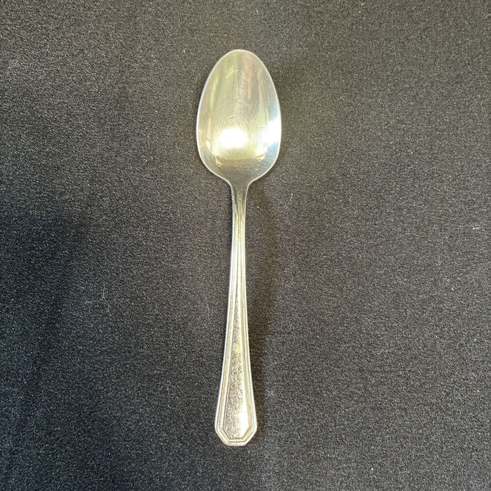 Wallace Washington 18/10 Stainless Teaspoon 6" Flatware No Monogram Replacement
